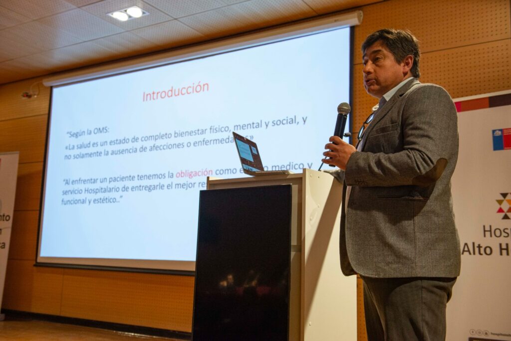 Llevamos la educación oncológica al norte de Chile con exitosa jornada en Tarapacá